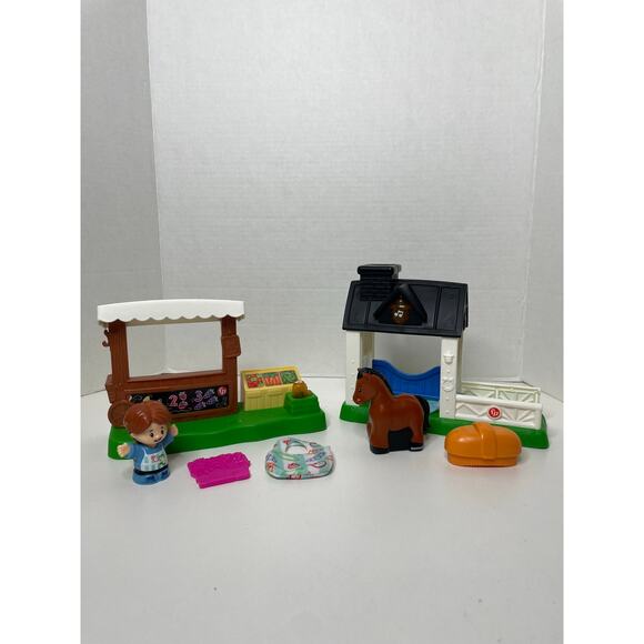 Fisher-Price Other - Fisher Price Horse Stable and Farmers Market Play Sets